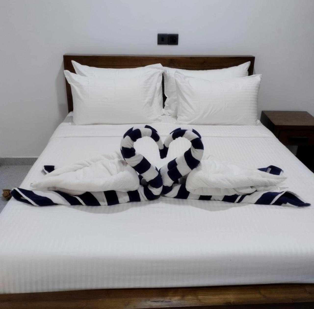 Hotel Sunny Cloud Harumalgoda Екстериор снимка