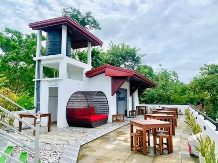 Hotel Sunny Cloud Harumalgoda Екстериор снимка
